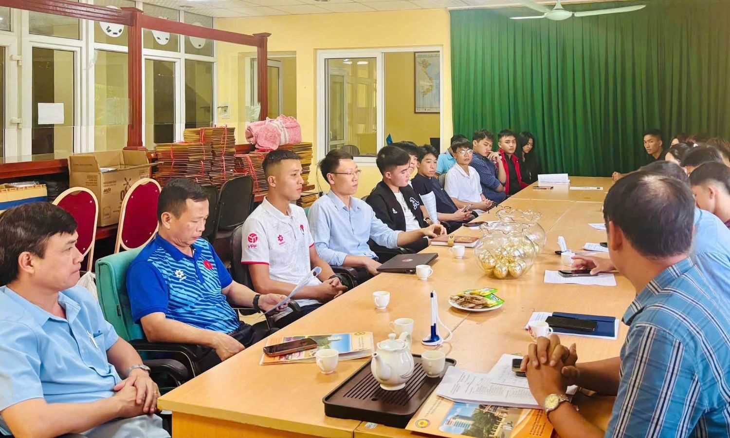 HỌP CHUYÊN MÔN, BỐC THĂM CHIA BẢNG GIẢI BÓNG ĐÁ TÂN SINH VIÊN NĂM HỌC 2026 – 2027